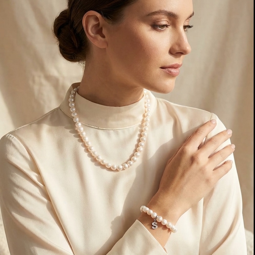 Genuine Pearls brand Honora bracelet and necklace set